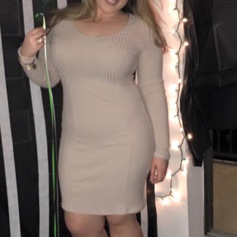 Taupe longsleeve dress